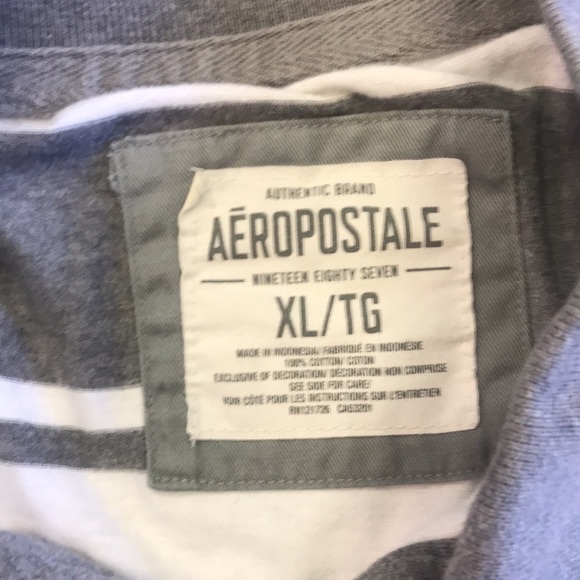 Mens Aeropostale gray and white striped polo - Picture 3 of 5